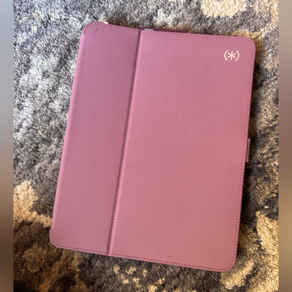 Speck Lavender Tablet Cover